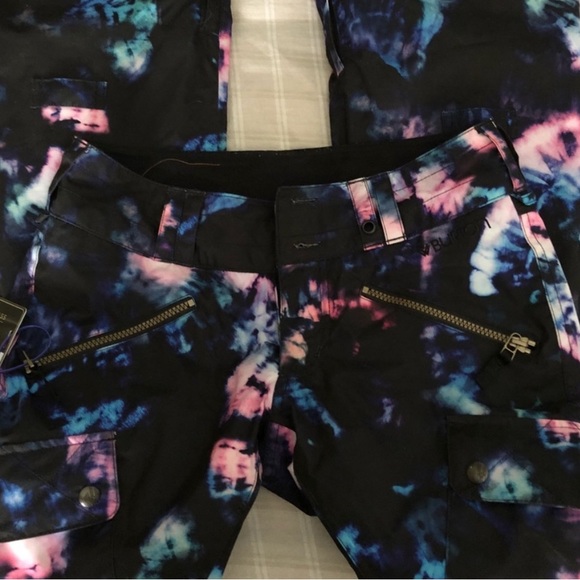 IN SEARCH OF these Burton Hot Shot Tie Dye Snowboard Ski Pants in MEDIUM - Picture 3 of 4